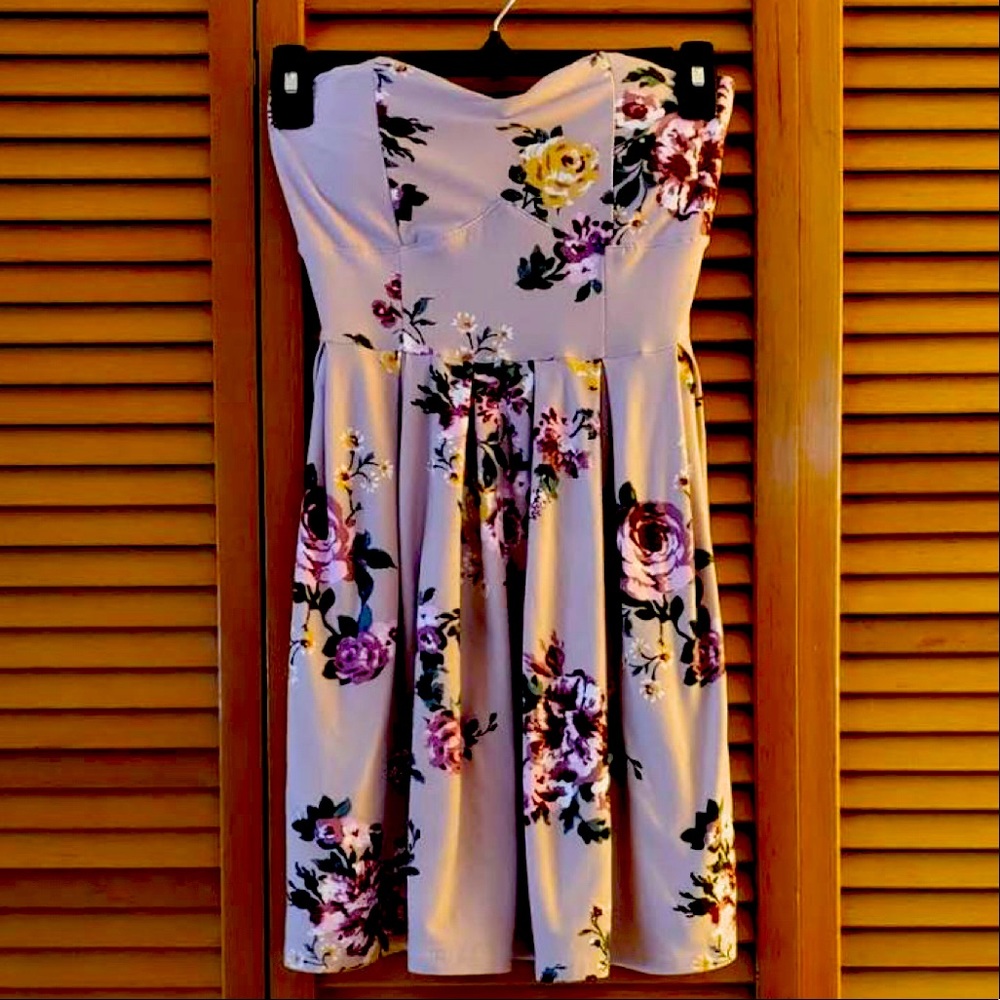 No boundaries short/strapless dress